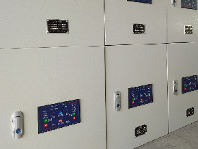大量使用禹智水泵控制器的電柜出廠